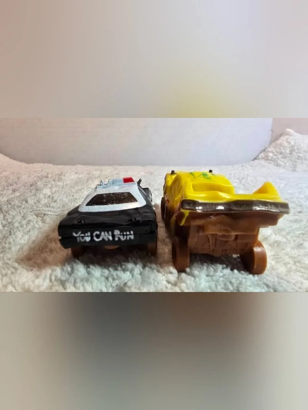 Disney Pixar Cars 3 Crazy 8 Crashers Taco Demolition & APB Police Car LOT of 2